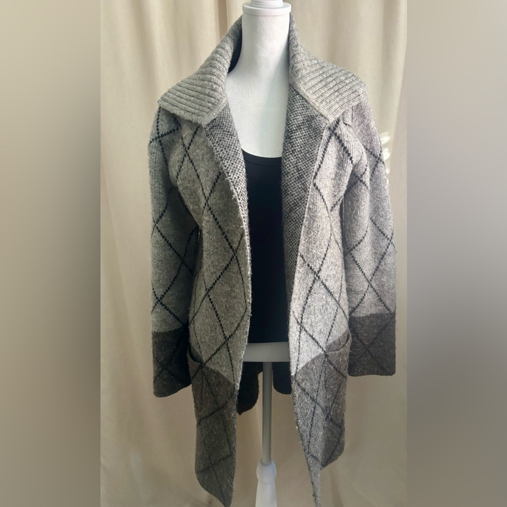 Tahari Grey Argyle Wool Collared Coatigan | Size M
